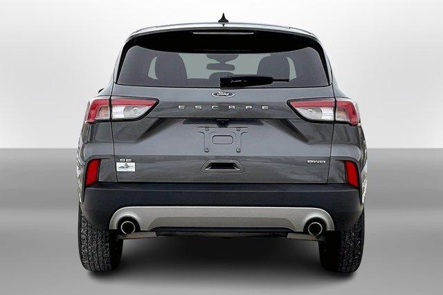 2021 ford escape se
