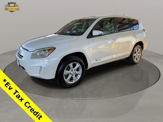 2014 toyota rav4 ev base