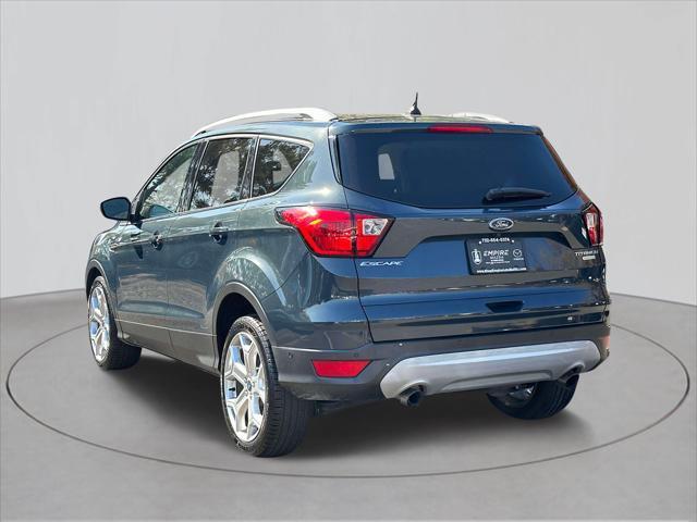2019 ford escape titanium