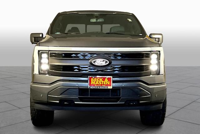 2022 ford f-150 lightning lariat