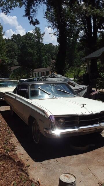 1967 dodge monaco coupe white fwd automatic vinyl top leather interior