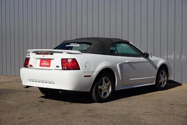 2003 ford mustang premium