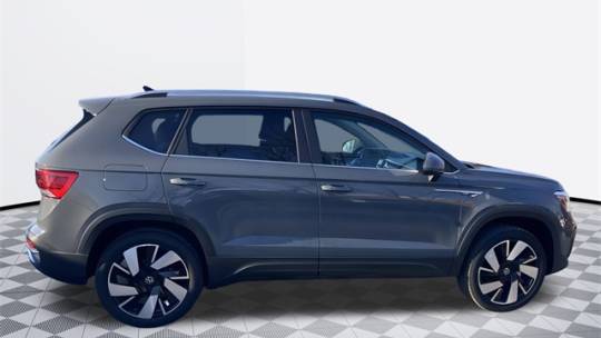 2024 Volkswagen Taos