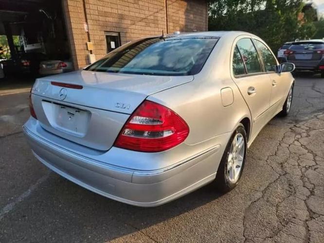 2006 mercedes-benz e-class e 320 cdi sedan 4d in bristol, connecticut