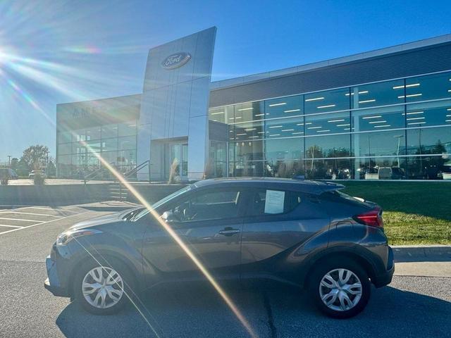 2019 toyota c-hr xle