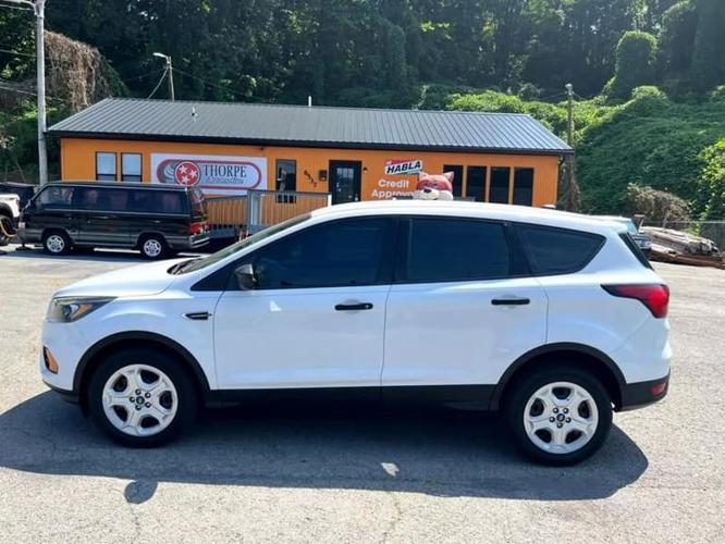 2019 ford escape s 4dr front-wheel drive in knoxville, tennessee