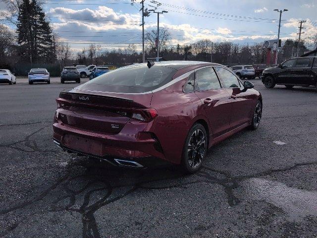 2022 kia k5 gt-line