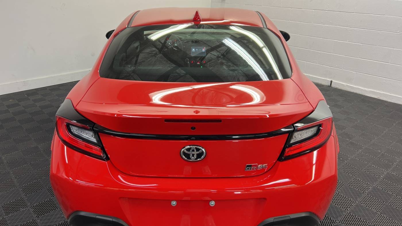 2024 toyota gr86 base