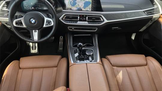2022 BMW X7