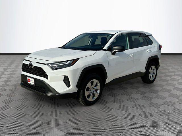2023 toyota rav4 le