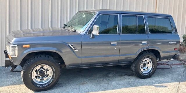 1990 toyota land cruiser low miles. ride and drive