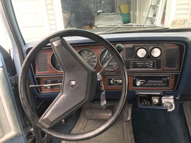 1985 dodge d100 custom excellent condition