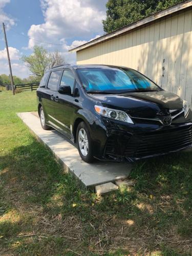 used 2018 toyota sienna le winchester, ky 40391 for sale in winchester, kentucky