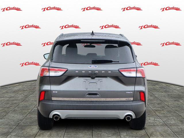 2020 ford escape se