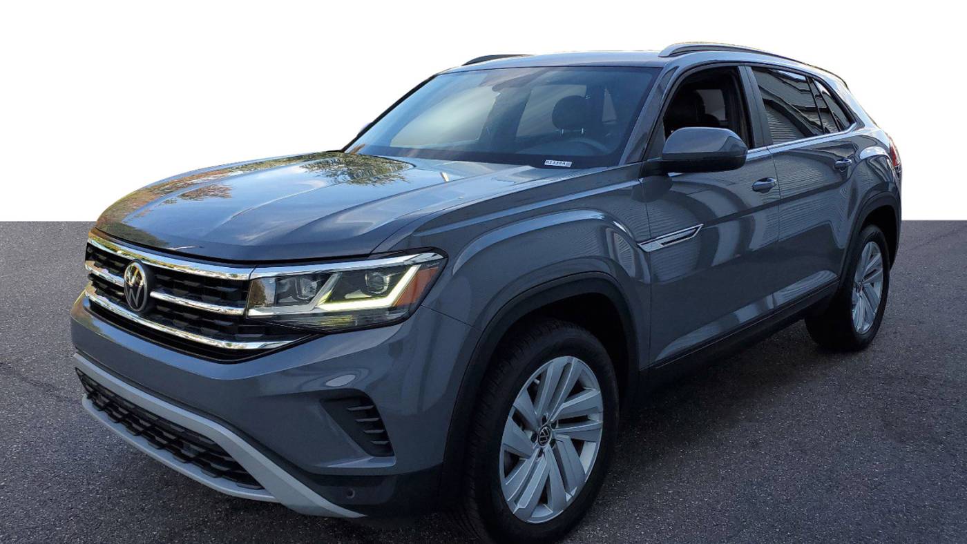 2021 volkswagen atlas cross sport se with technology