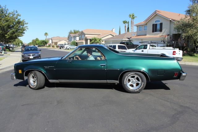 classic metallic green in great condition 6 cylinder