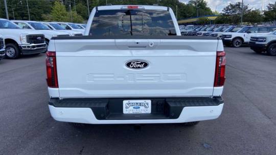 new 2024 ford f-150 xlt supercrew 5.5' box 4wd