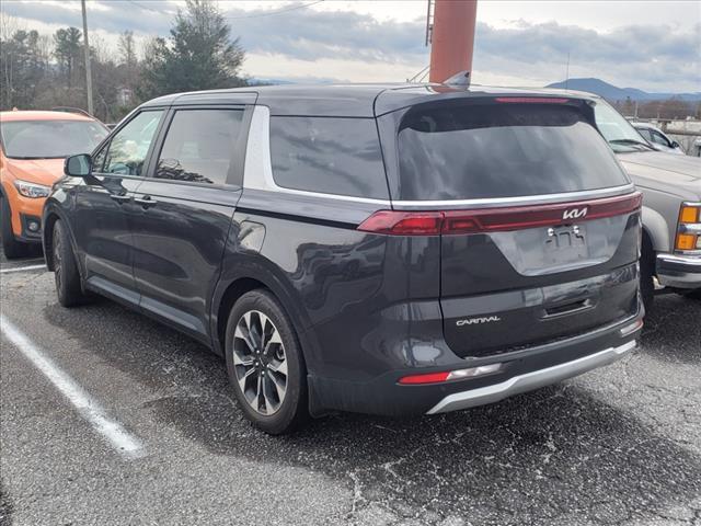 2023 kia carnival ex