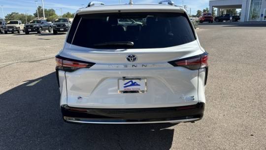 2024 Toyota Sienna