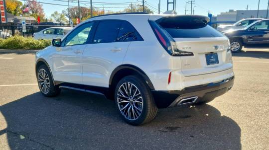 2025 Cadillac XT4