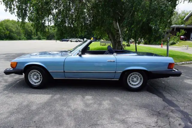 1982 mercedes-benz 380sl 380 convertible 2-door 3.8l wow rare 2 tops clean car