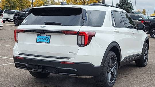 2025 Ford Explorer