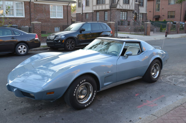 1977 chevrolet corvette 3 owners newly restored new paint new vacuum headlights