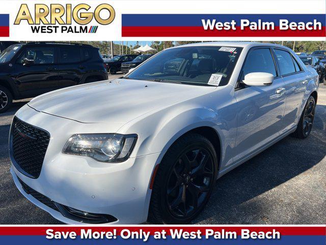 2023 chrysler 300 s