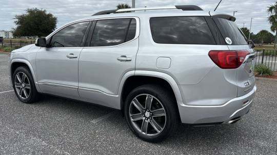 2017 GMC Acadia