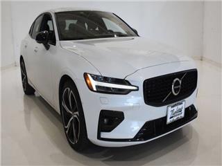 2024 Volvo S60 b5 ultimate dark theme