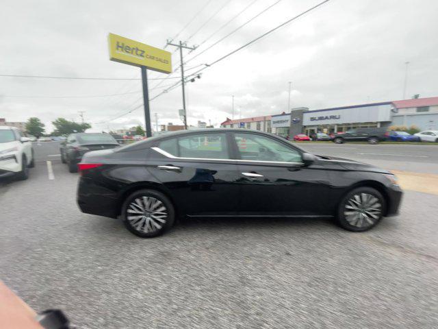 2023 nissan altima 2.5 sv
