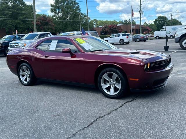 2019 dodge challenger sxt