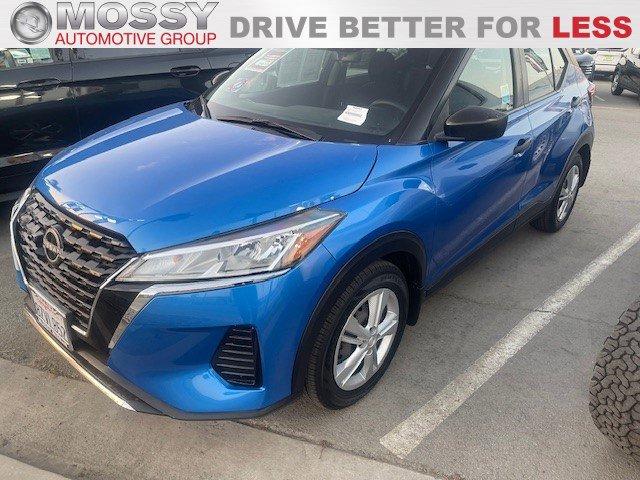 2022 nissan kicks s