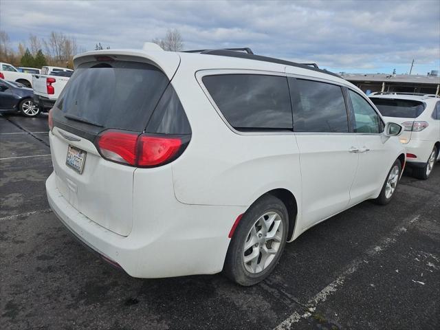 2018 chrysler pacifica touring plus