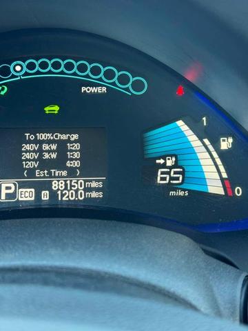 2016 nissan leaf sv