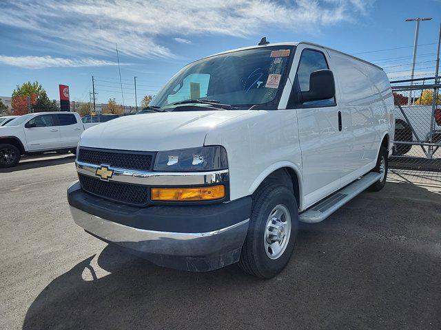 2022 chevrolet express 2500 rwd 2500 regular wheelbase wt