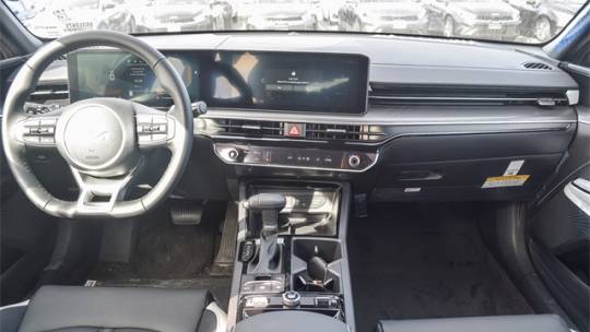 2025 Kia K5