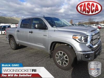 2018 toyota tundra sr5 4x4 sr5 4dr crewmax cab pickup sb (5.7l v8 for sale in cranston, rhode island