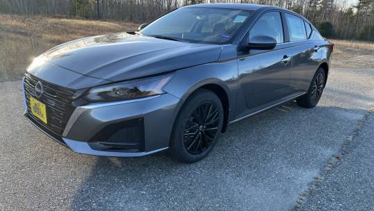 2025 Nissan Altima