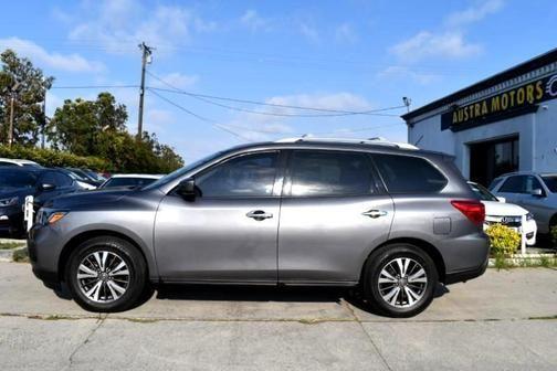 2017 nissan pathfinder
