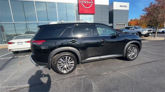 2023 nissan pathfinder sl 4wd