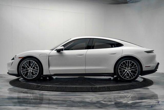 2021 porsche taycan rwd