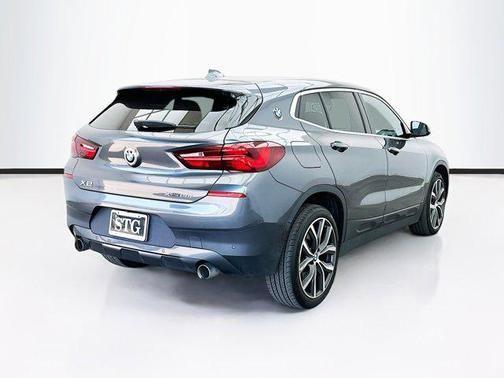 2022 bmw x2