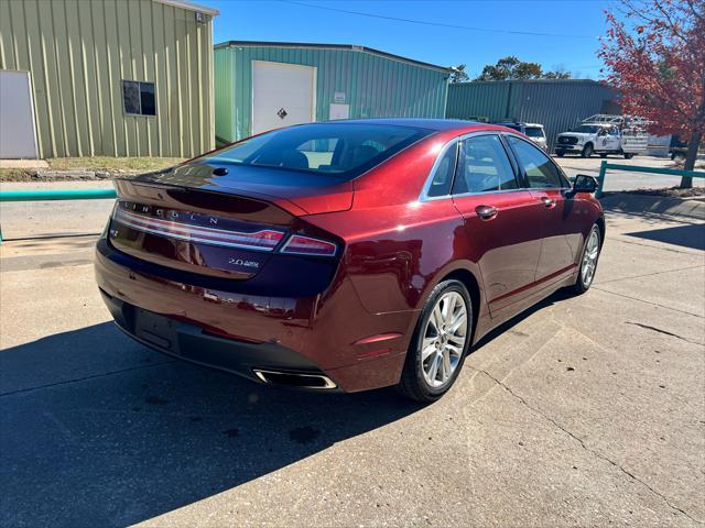 2016 lincoln mkz base