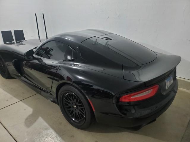 2014 dodge srt viper base