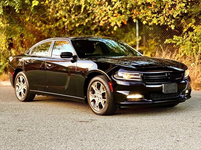 2016 dodge charger sxt