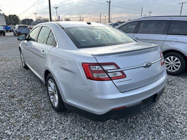 2016 ford taurus sel