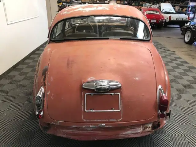 1962 jaguar mk2, 3.8l saloon. straight, rustfree, so-cal car for restoration