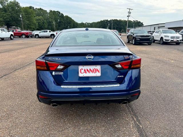 2023 nissan altima 2.5 sr