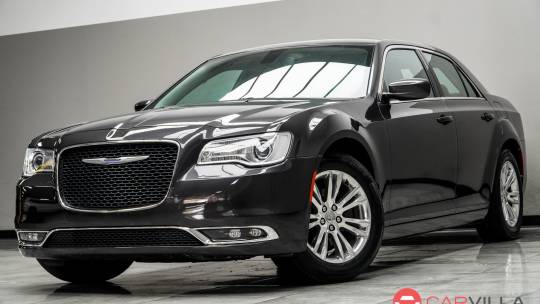 2018 Chrysler 300 touring